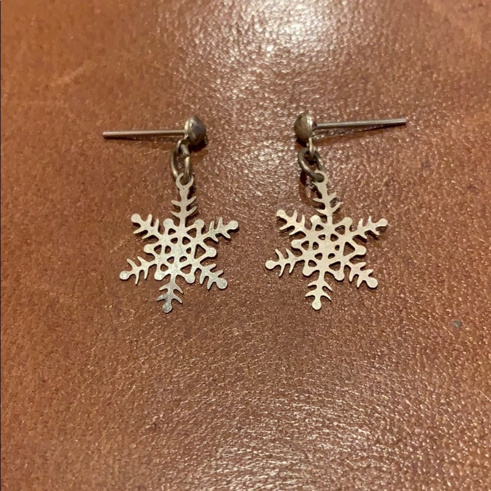Silver snowflake “frozen” earrings